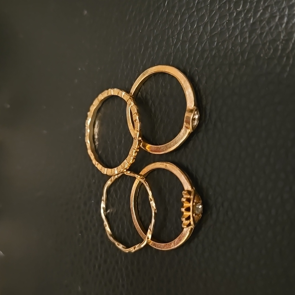 Set Of 4 Gold Stackable Rings - Picture 5 of 5